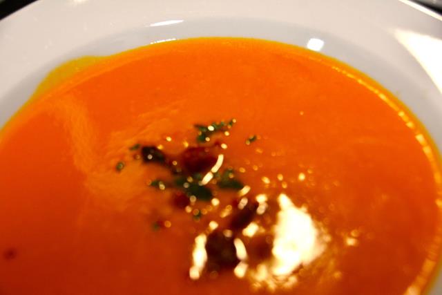 Crema de Tomate y Castana